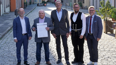 Gruppenbild 40 und 50 Jahre Betriebszugehörigkeit Gruppenbild 40 und 50 Jahre Betriebszugehörigkeit